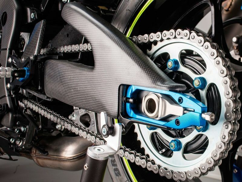 LighTech Swingarm Cover Glossy Carbon