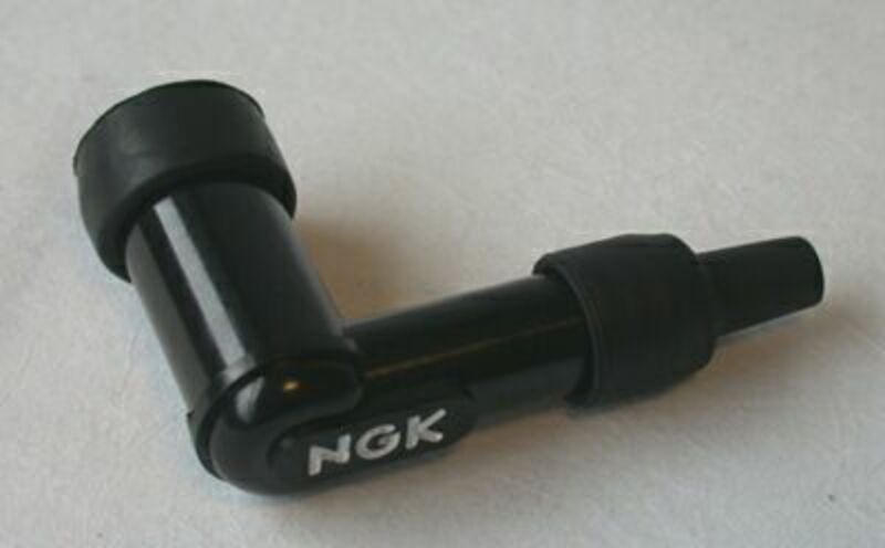 NGK SPARK PLUG CAP LB10E