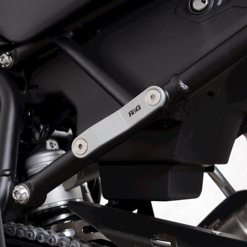 R&G BLANKING PLATE FOR FOOTPEGS, SIL