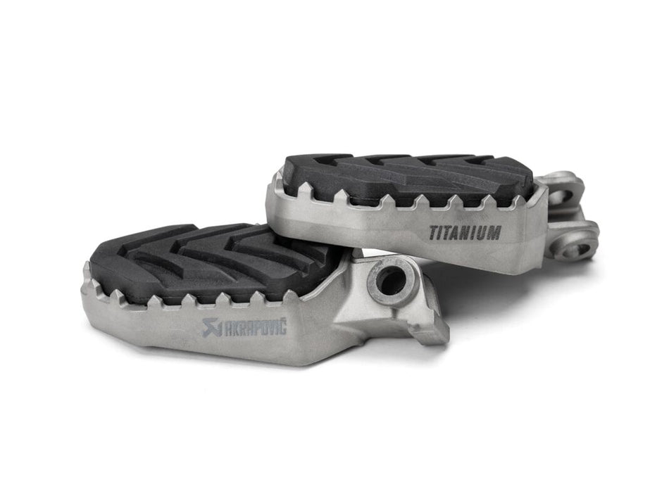 Akrapovic Adventure voetsteunen titanium - Gas Gas Expedition / Limited Edition e.a. (2006-2025)