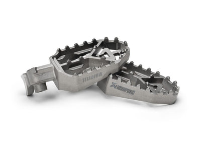 Akrapovic Adventure voetsteunen titanium - Yamaha TENERE 700 (2019-2025) | Femon Parts