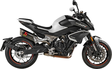 Akrapovic Slip-On Line uitlaatdemper zilver - Cf Moto Advanced / NK 800 e.a. (2023-2025) | Femon Parts