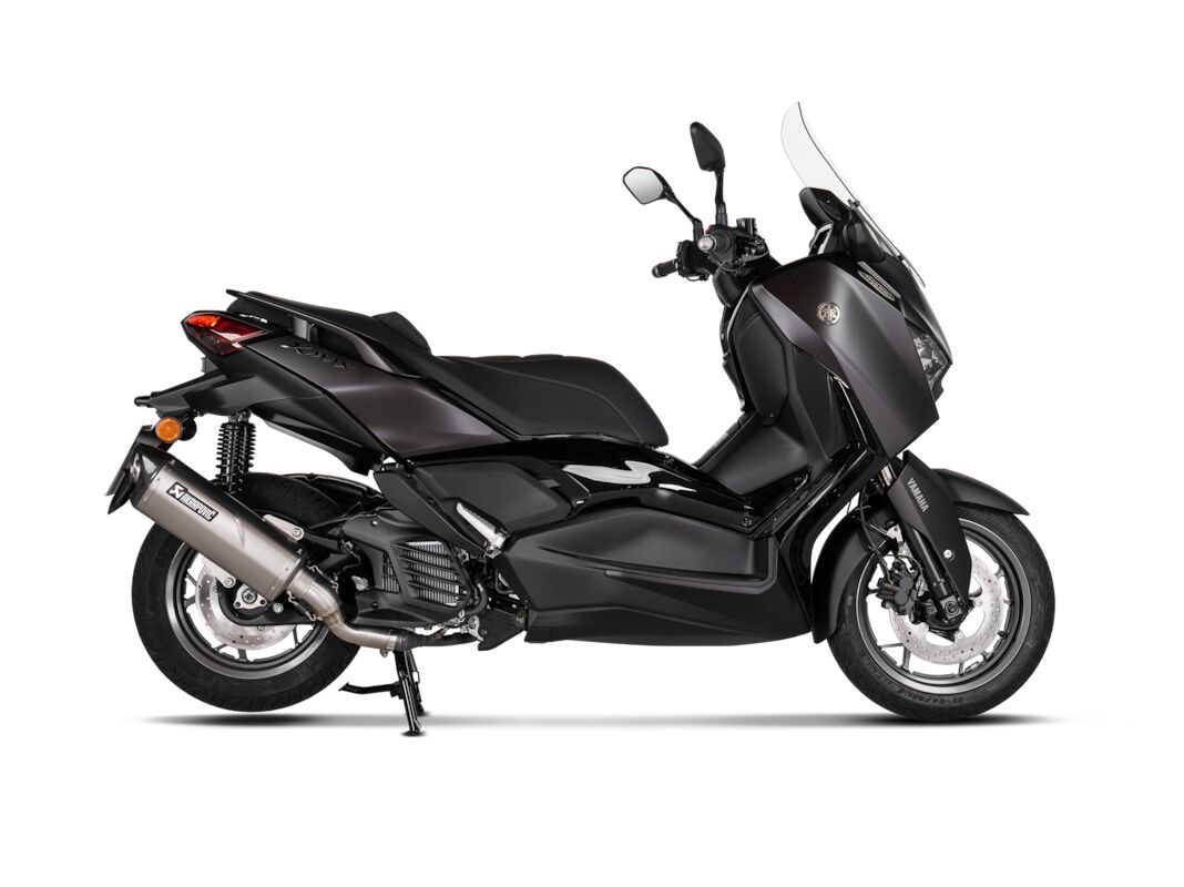 Akrapovic Slip-On Line uitlaatdemper zwart - Yamaha X-Max / X-Max Tech Max e.a. (2025) | Femon Parts