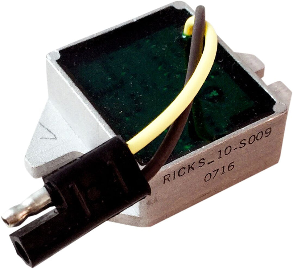 Rick's Motorsport Regulator/Rec Polaris voor Arctic Cat