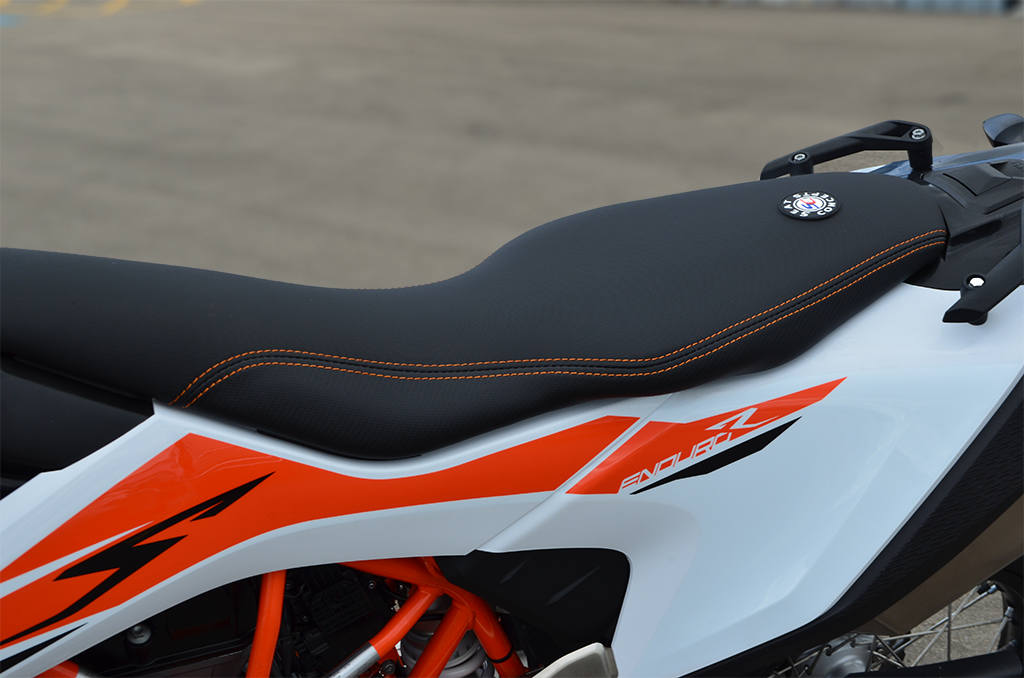 Seat Concepts Comfort zadel - KTM 690 Enduro (Non-US Model), 690 Enduro R, 690 SMC