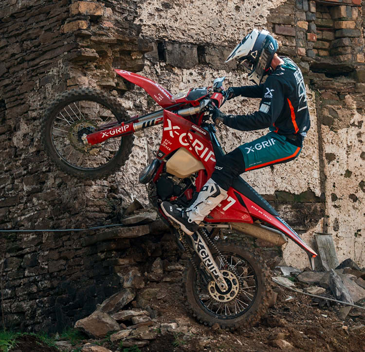 X-Grip enduro motorkleding en bescherming – koop bij Femon Parts