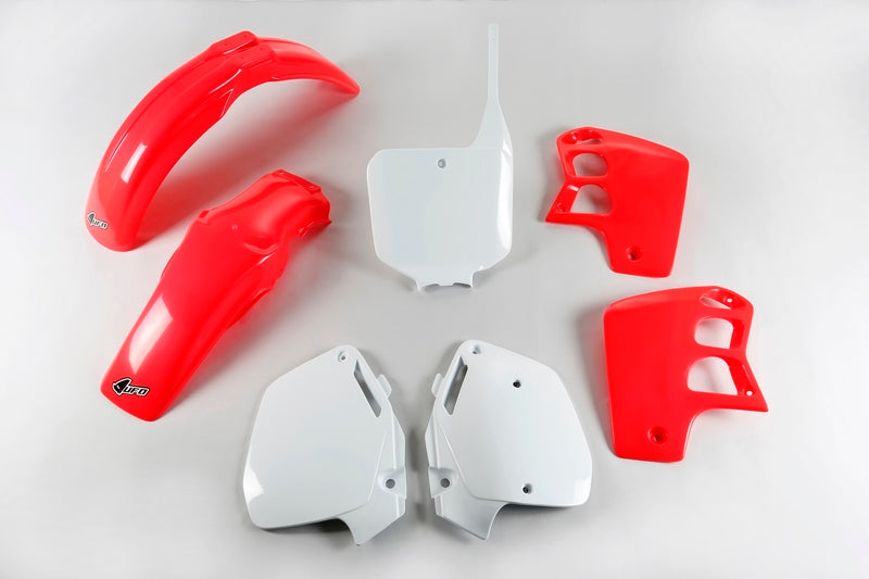 UFO Plast PLASTIC KIT, OEM/OEM