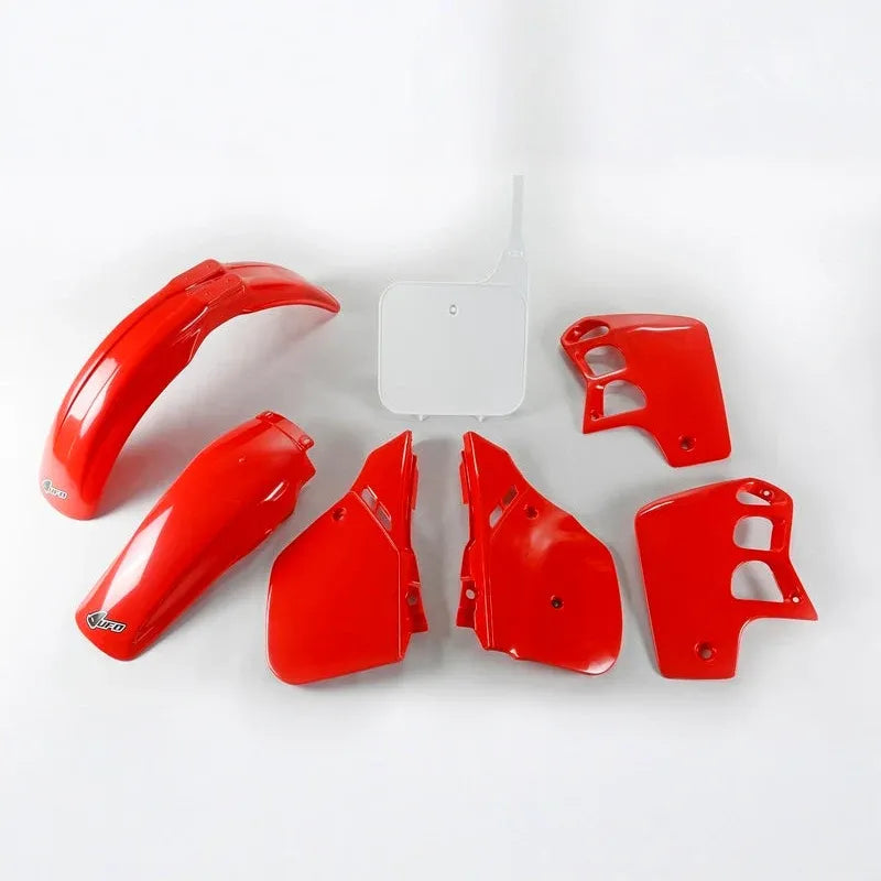 UFO Plast PLASTIC KIT, OEM/OEM
