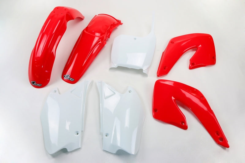 UFO Plast PLASTIC KIT, OEM/OEM