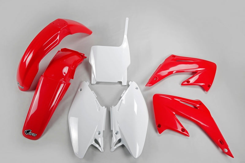 UFO Plast PLASTIC KIT, OEM/OEM