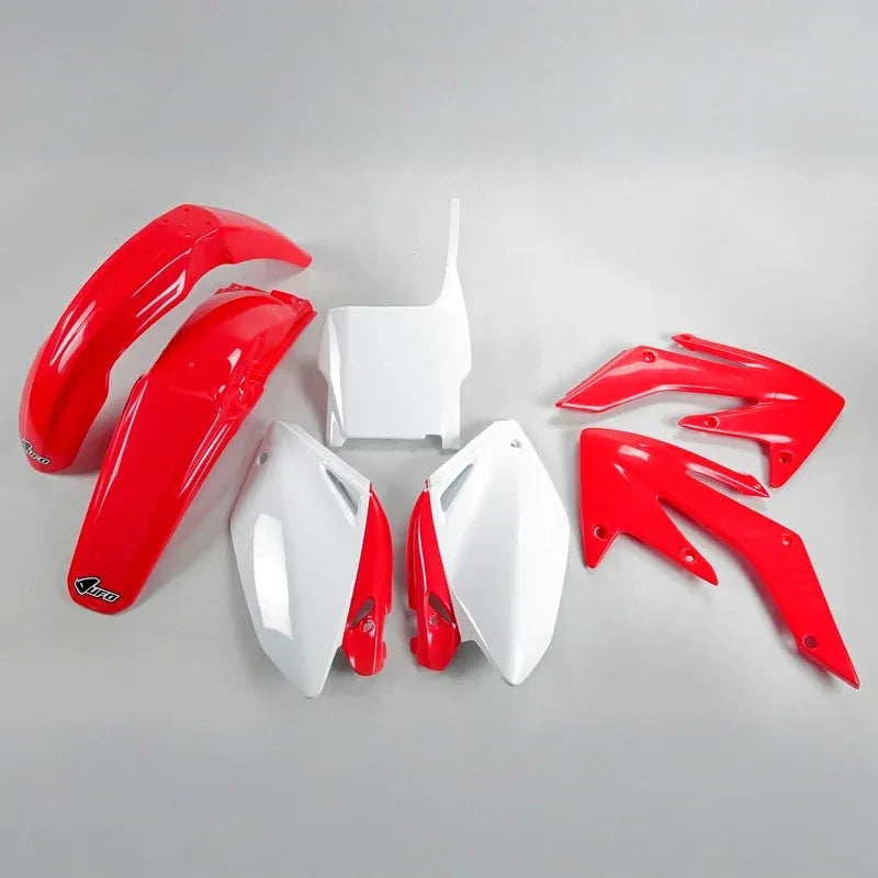 UFO Plast PLASTIC KIT, OEM/OEM