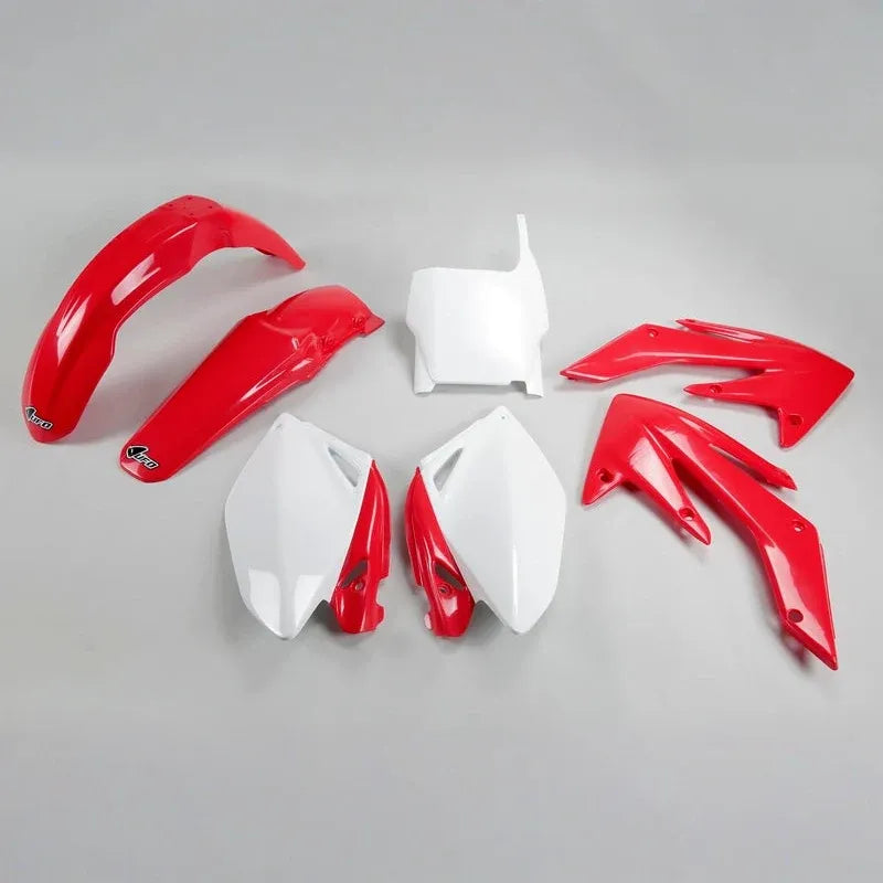 UFO Plast PLASTIC KIT, OEM/OEM