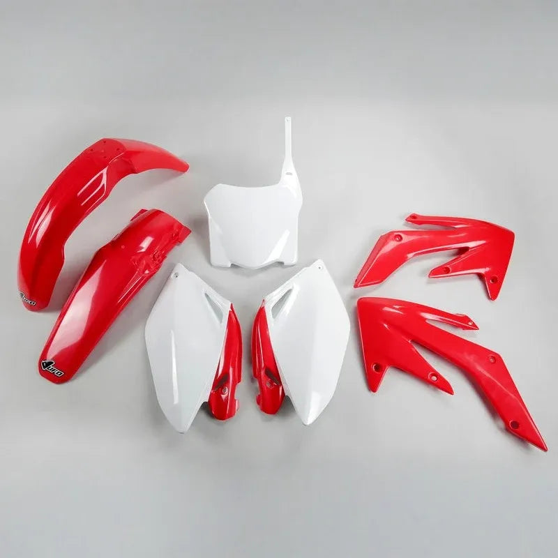 UFO Plast PLASTIC KIT, OEM/OEM