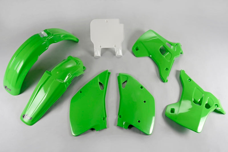 UFO-Kunststoffbausatz, OEM/OEM