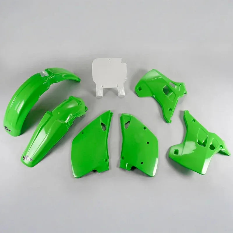 UFO Plast PLASTIC KIT, OEM/OEM