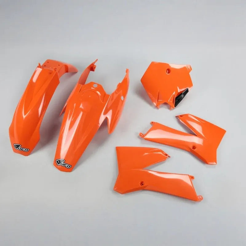 UFO Plast PLASTIC KIT, OEM/OEM