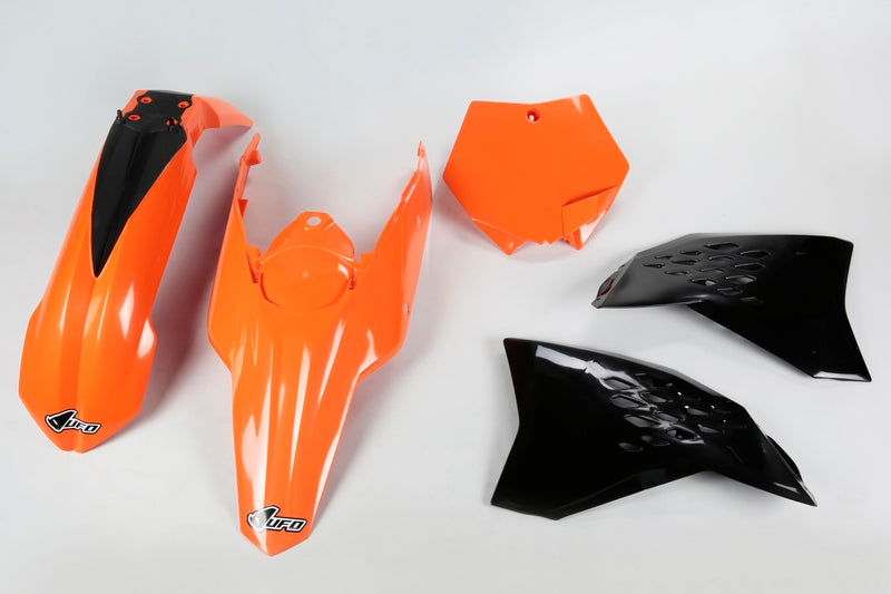 UFO Plast PLASTIC KIT, OEM/OEM