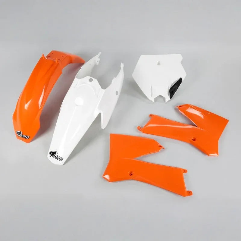 UFO Plast PLASTIC KIT, OEM/OEM