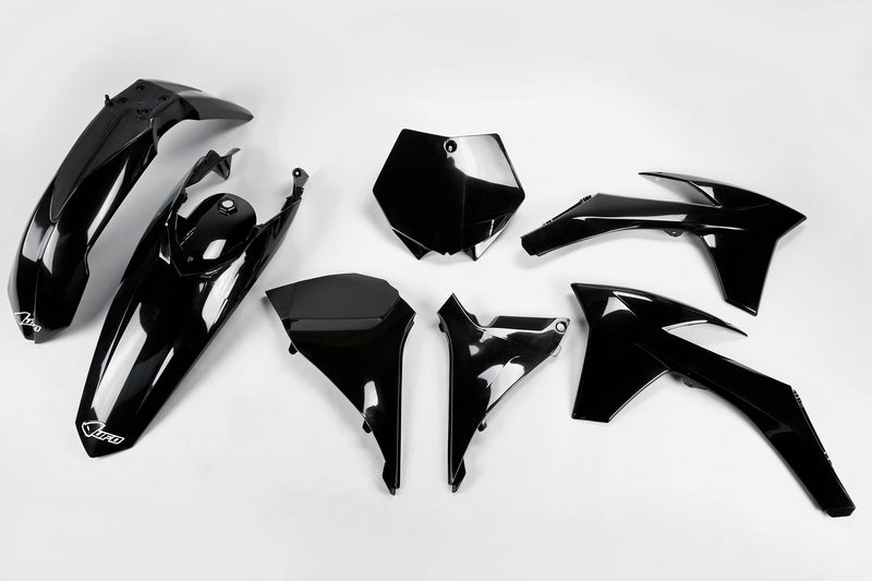UFO-KUNSTSTOFFBAUSATZ, SCHWARZ/SCHWARZ