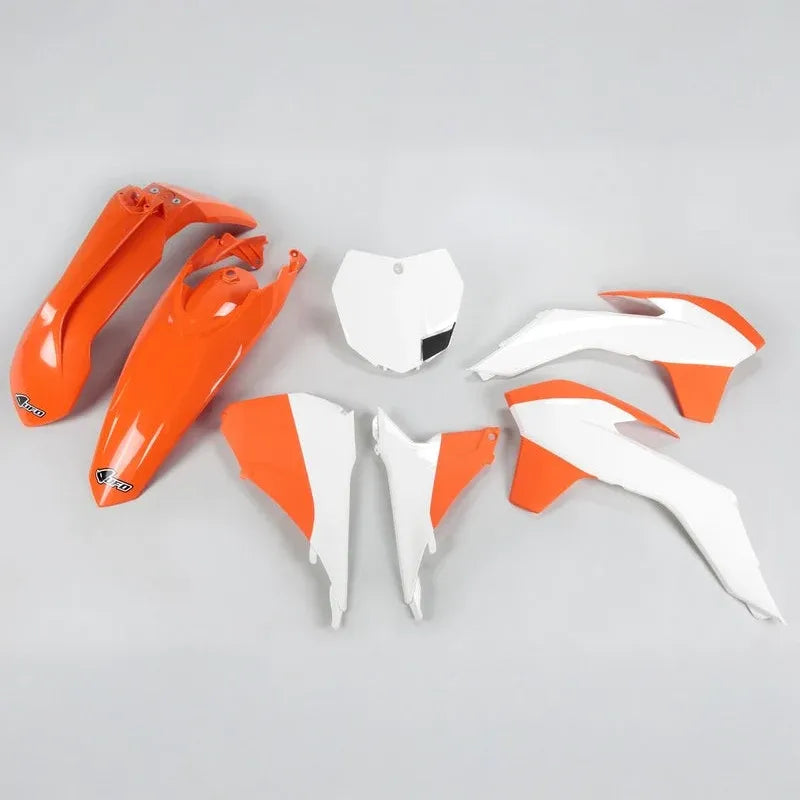 UFO Plast PLASTIC KIT, ORG/WHT