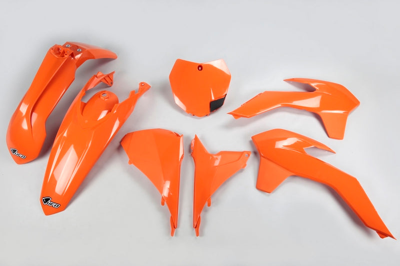 UFO Plast PLASTIC KIT, ORANGE/ORANGE
