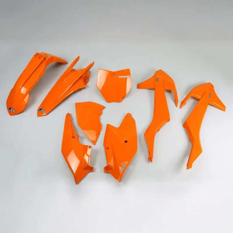 UFO Plast PLASTIC KIT, ORG/ORG