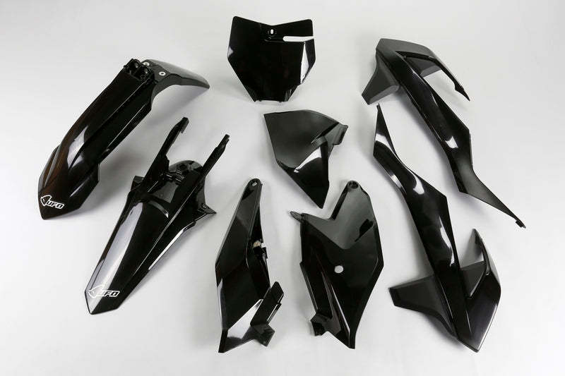 UFO-KUNSTSTOFFBAUSATZ, SCHWARZ/SCHWARZ