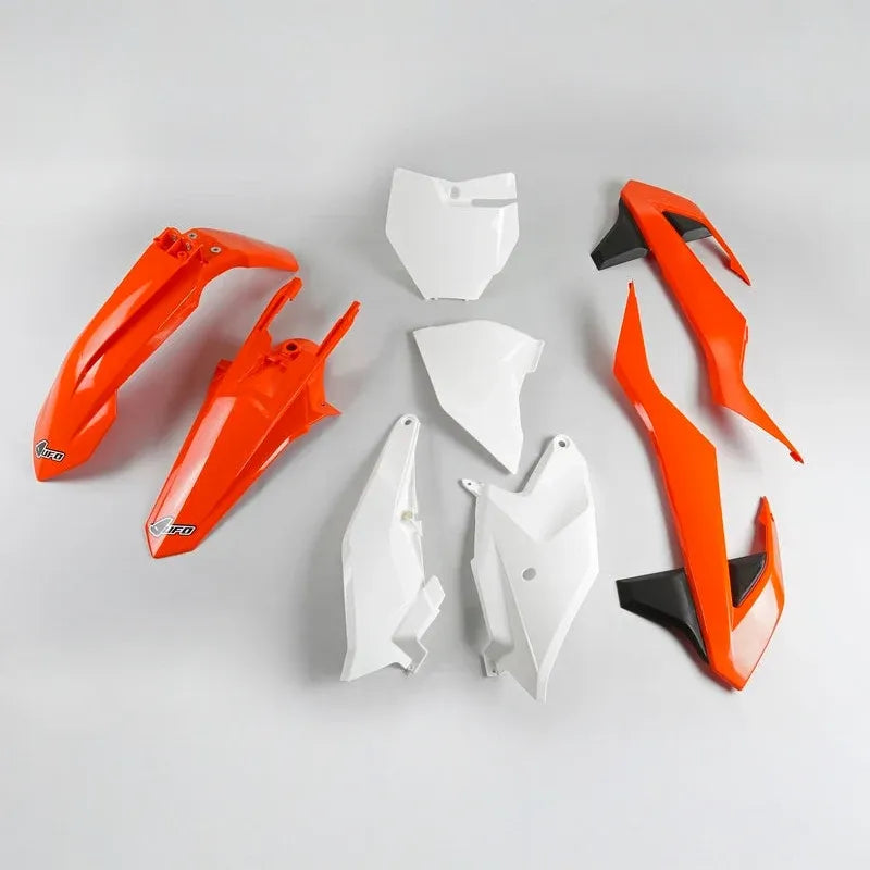 UFO Plast PLASTIC KIT, OEM/OEM