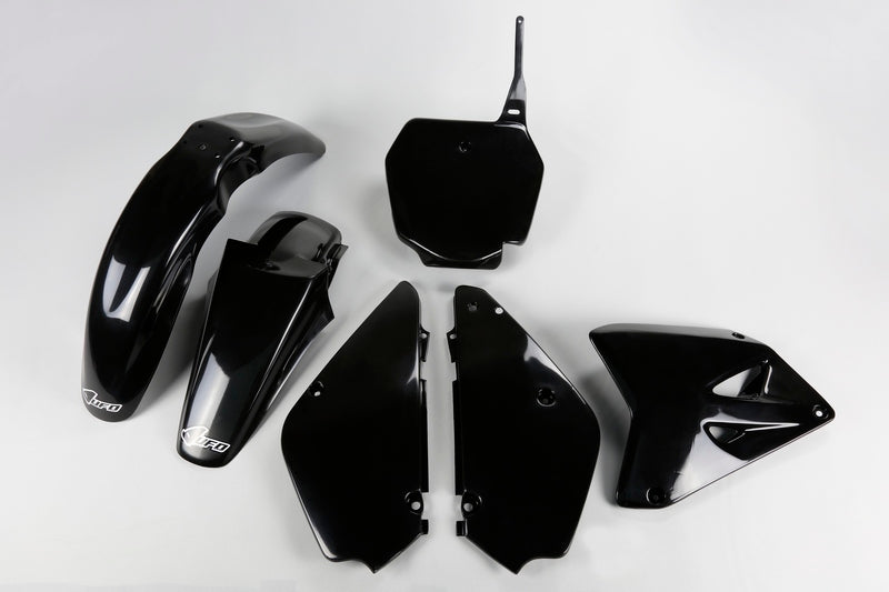 UFO-KUNSTSTOFFBAUSATZ, SCHWARZ/SCHWARZ