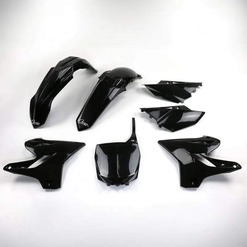 UFO Plast PLASTIC KIT, BLK/BLK