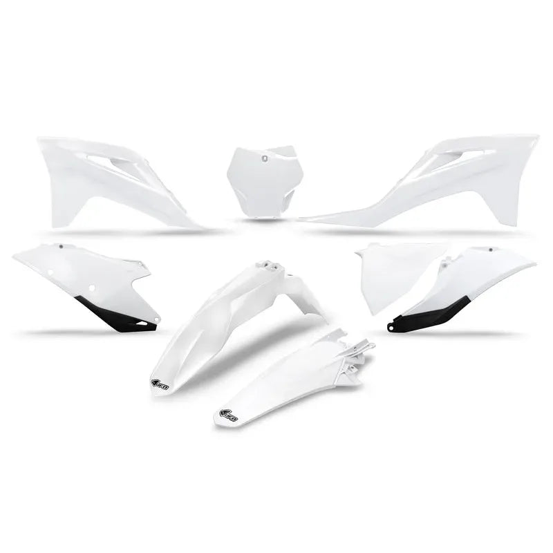 UFO Plast PLASTIC KIT, WHT