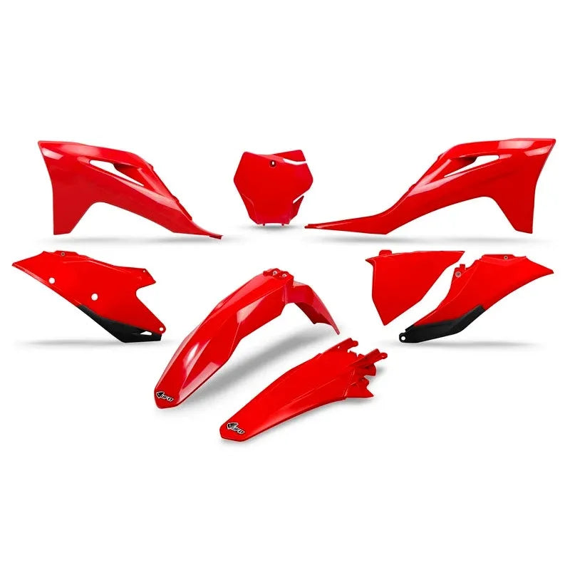 UFO Plast PLASTIC KIT, RED