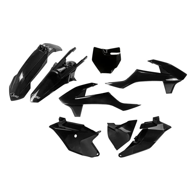 UFO Plast PLASTIC KIT, BLK