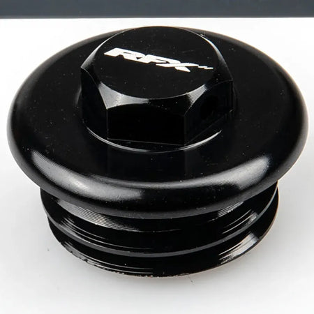 RFX RACE OIL FILLER PLUG, BLK | Femon Parts