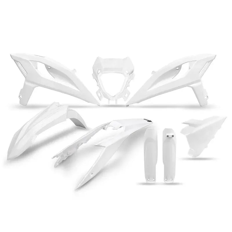 UFO Plastic Kit Full, White/White