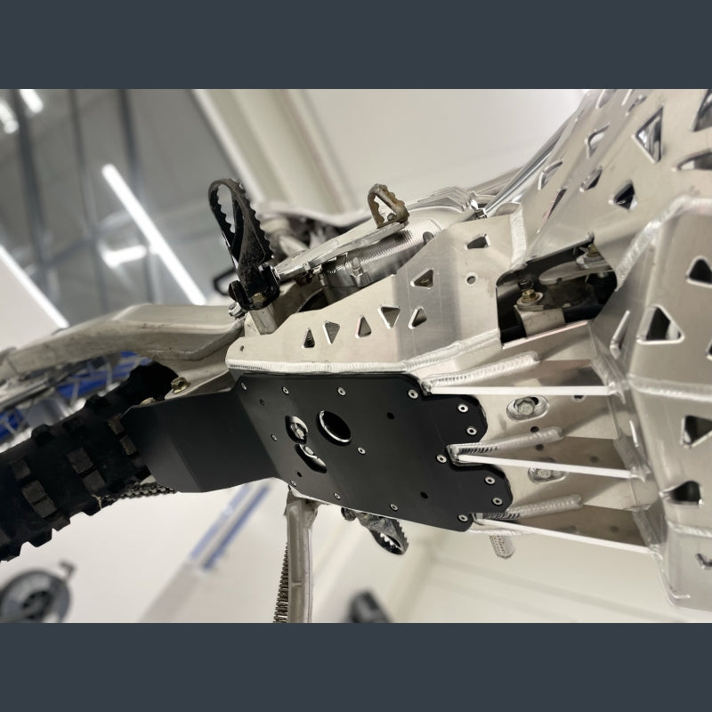 Skidplate met uitlaatpijpbeschermer en kunststof bodem voor TM 250/300 2008-2021