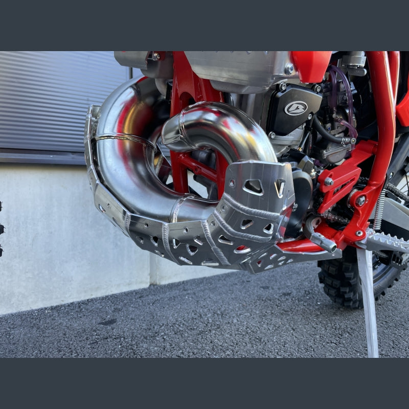 Skidplate met uitlaatpijpbeschermer voor Beta RR 250, 300, X-Pro 2023-2026