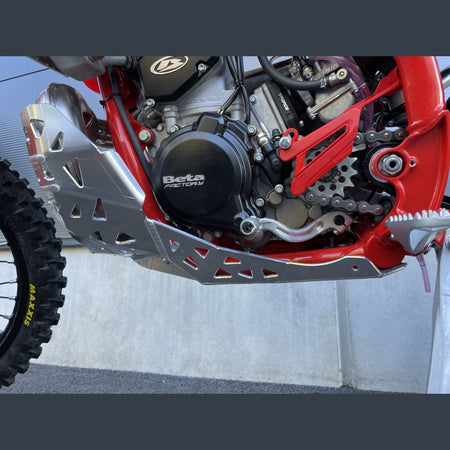 Skidplate met uitlaatpijpbeschermer voor Beta RR 250, 300, X-Pro 2023-2026