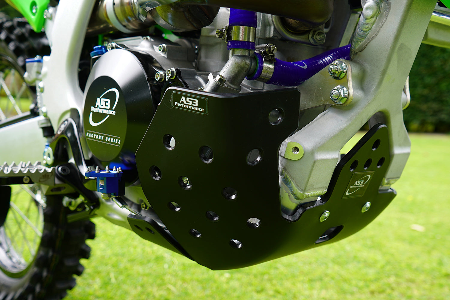 KAWASAKI KX 250 2021 AS3 DTC PLASTIC SKID PLATE AND LINKAGE GUARD BLACK