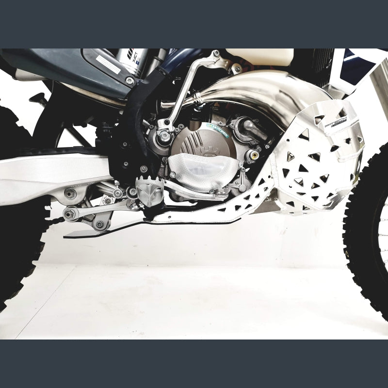 Skidplate met uitlaatbescherming en kunststof bodem voor KTM EXC 150 en Husqvarna TE 150 2020-2023