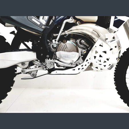 Skidplate met uitlaatbescherming en kunststof bodem voor KTM EXC 150 en Husqvarna TE 150 2020-2023
