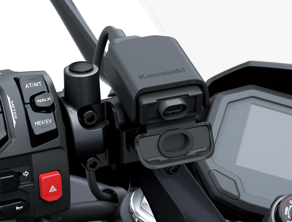 USB-C connection (Ninja 7 Hybrid)
