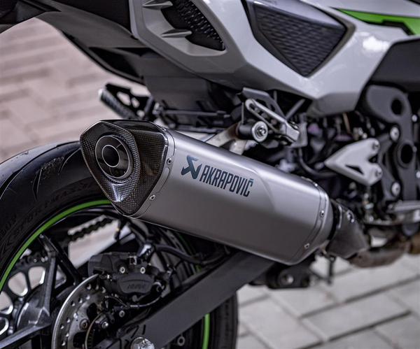Akrapovič Titanium Exhaust (Ninja 7 & Z7 Hybrid)