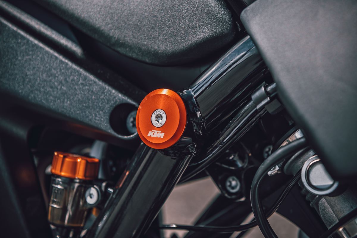 KTM Aluminium afdekplug oranje | Femon Parts