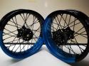 Set Supermoto wielen HAAN Wheels - Gekleurde two-tone velg-naaf-spaken-nippels